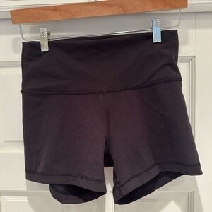 🫶Lululemon Black Yoga Shorts Size 10